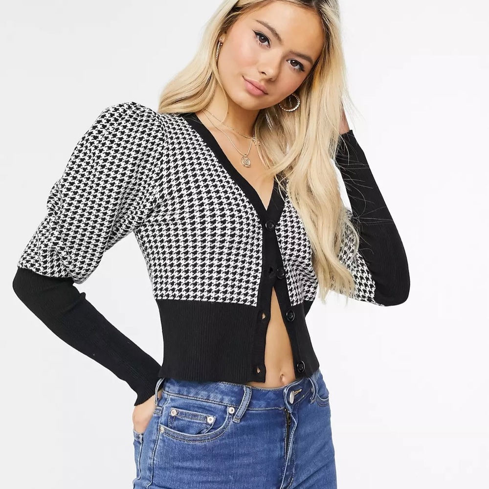 QED London Cardigan Size M